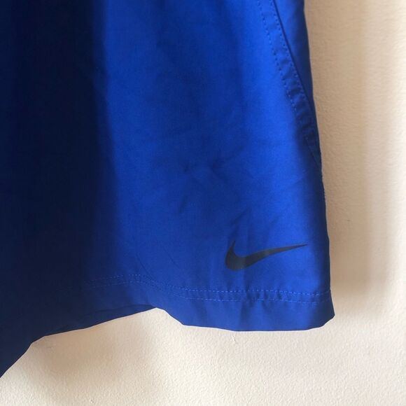 Nike Shorts - Picture 2 of 5